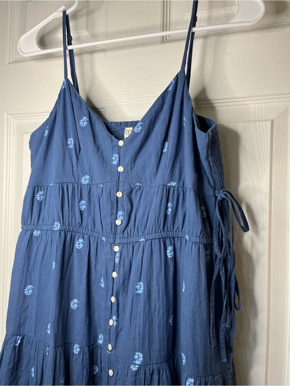 American Eagle Boho Floral Spaghetti Strap Side Tie Button-Front Midi Dress - Picture 5 of 10